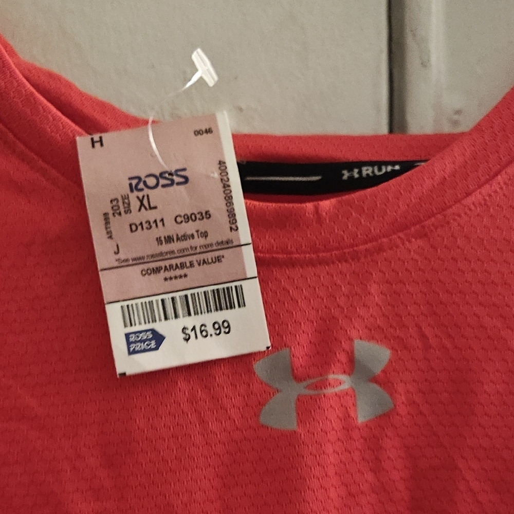 Under Armour Coral Performance Tee